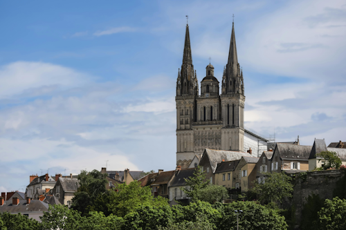 Agence de création de site web à 1 heure d'Angers